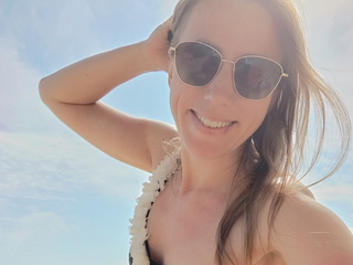 В очках / Wearing glasses