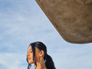 Let me be your birthday girl!