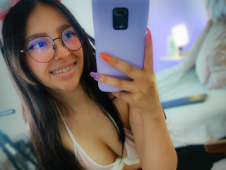 ur fav colombian girl