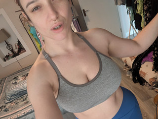 No makeup selfies