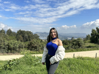 Enjoying the landscape💚