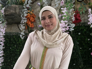 I want to play with you, come to my room love