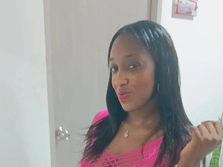 This is me a hot latin girl 😊😈