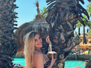 Wild Kitty in Paradise