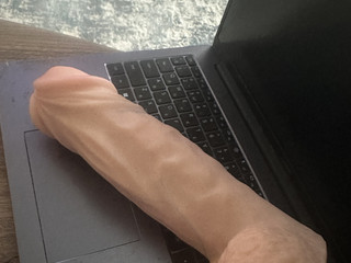 New baby 35cm diameter 9) compare with a large dildo