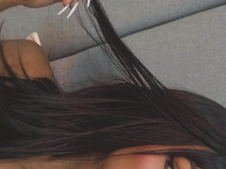 My curves tell stories your hands would love to re