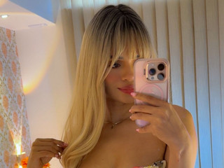 Sexy blondishhhh 💁🏼‍♀️💖