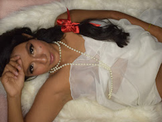 I am looking for a boyfriend♥