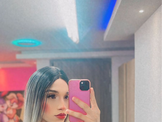 Welcome to my room!!!