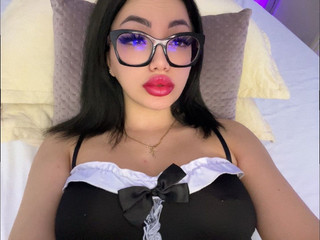 Your lovely girl🍰