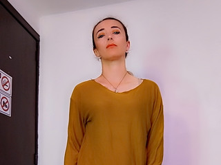 I don't know but I want to dominate you! 😈💋