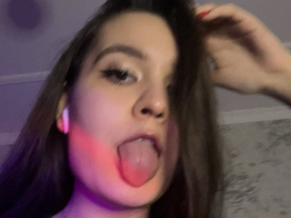 They didn't pay for the T-shirt advertisement(((