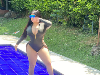 Make me feel ... from distance🔥