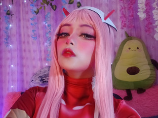 Zero two cosplay 