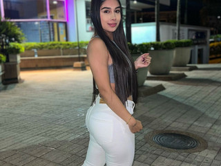 🤍WHITE AND SEXY 🤍