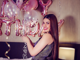 My brithday Is march 7 👸🏻