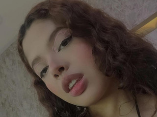 Soft looks, bold intentions