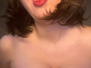 Red lips and nipples