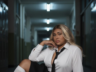 Hey I’m your mistress