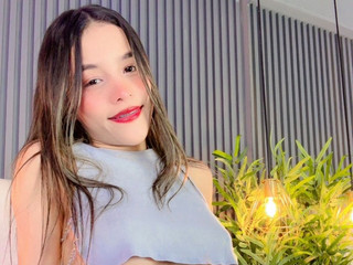 It's me, I'm the prettiest