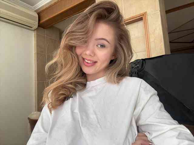Lana_Lee