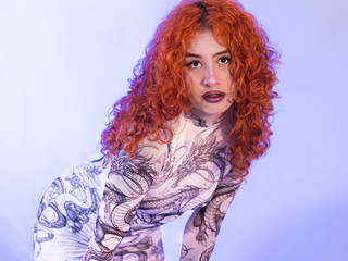 👠 Strong body, sharper attitude.