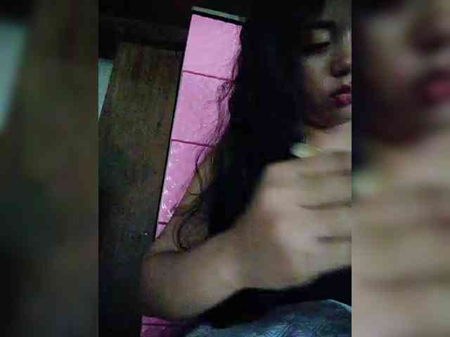 hornylittleprincess69