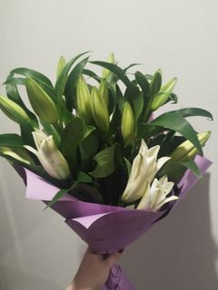 Lilies and bouquets