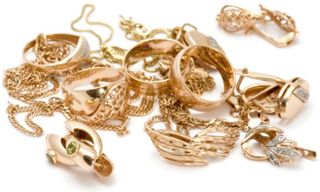 Jewelry made of precious metals and stones