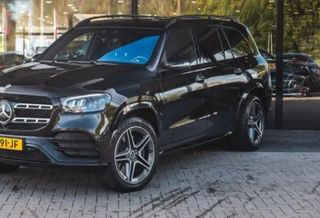 Mercedes - Benz GLS 400