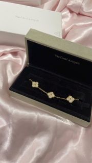 Van Cleef & Arpels bracelet
