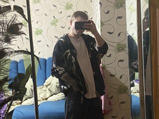 I'm collecting for a laptop)