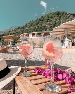 Vacation at sea $2000