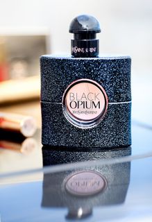 Yves Saint Laurent Black Opium 50 ml 1800 tok