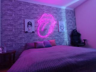 Assemble your own mini-studio for broadcasts