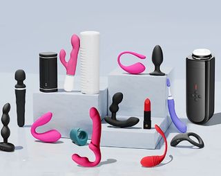 TOYS TO PLAY WITH YOU