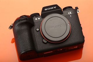 I want a new Sony A1 camera and lens.
