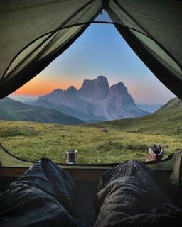 Travel to the mountains