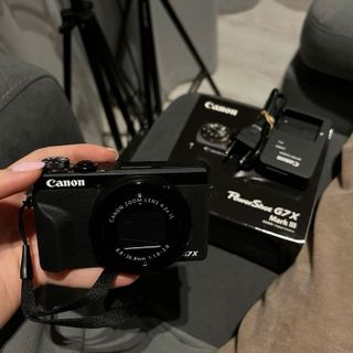 Canon G7x Mark III
