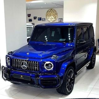 Dark blue G-wagon