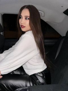 I want a beautiful outfit.