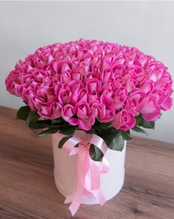 I love when people give me flowers! Love flowers!